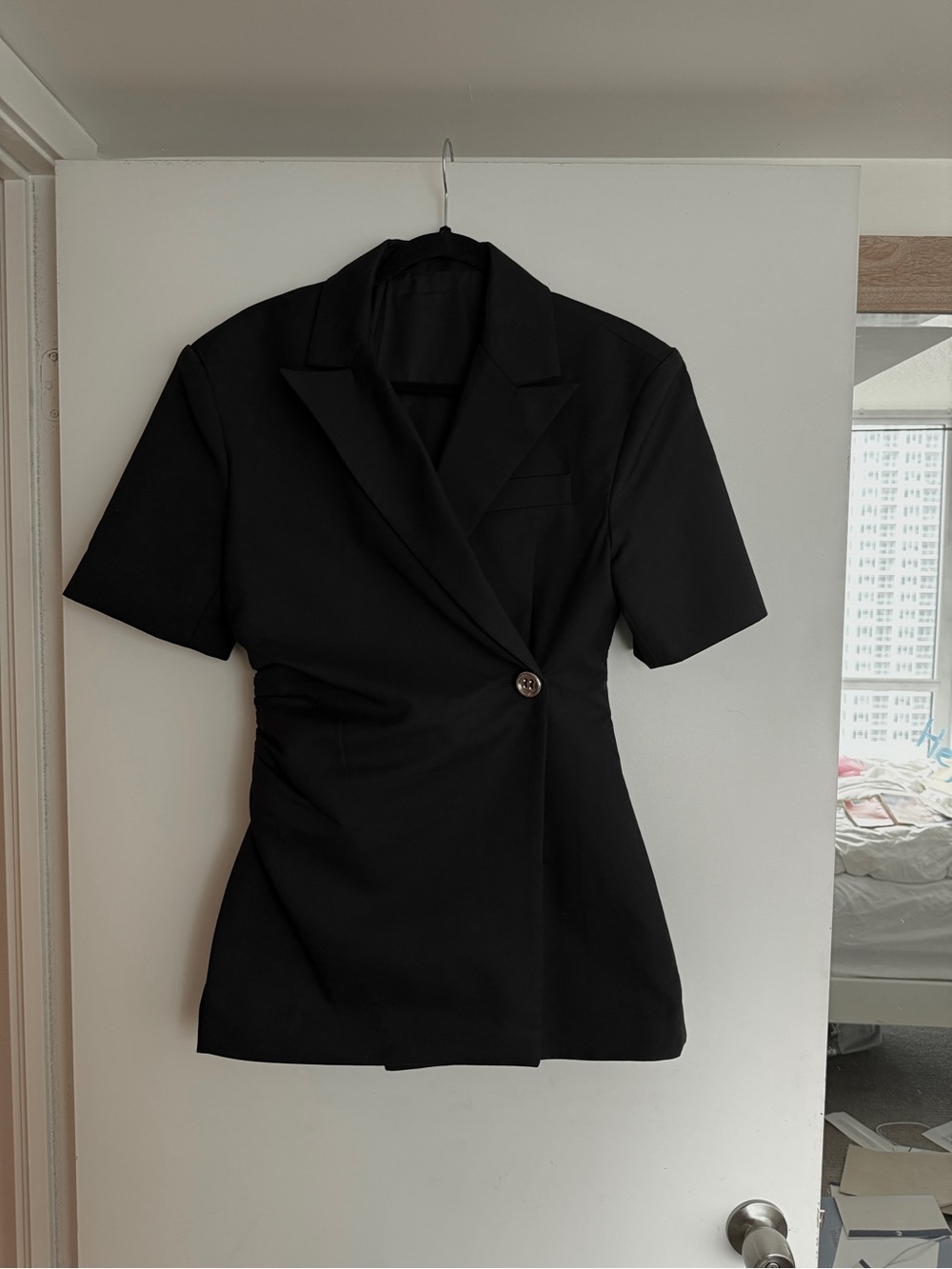U3 Black Short-Sleeve Blazer Top